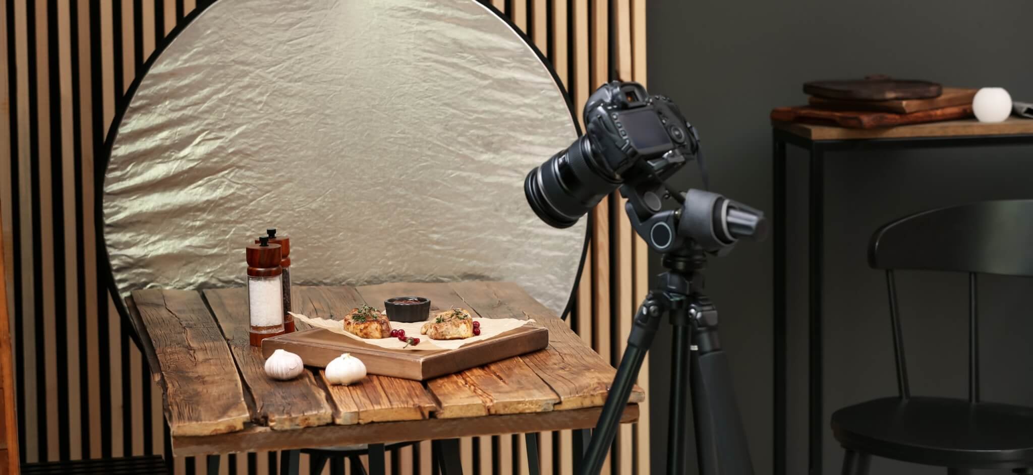 Professional,Equipment,And,Composition,With,Tasty,Meat,Medallions,On,Wooden